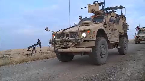 Li rojavayê Kurdistanê alozî di navbera hêzên Emerîka û polîsên serbazî yên Rûsiyê de derket